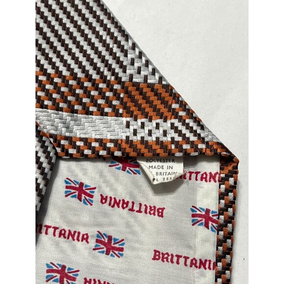 Vintage Britannia Tie 53" 100% Polyester Geometric Pattern Made In Great Britain - Picture 4 of 6